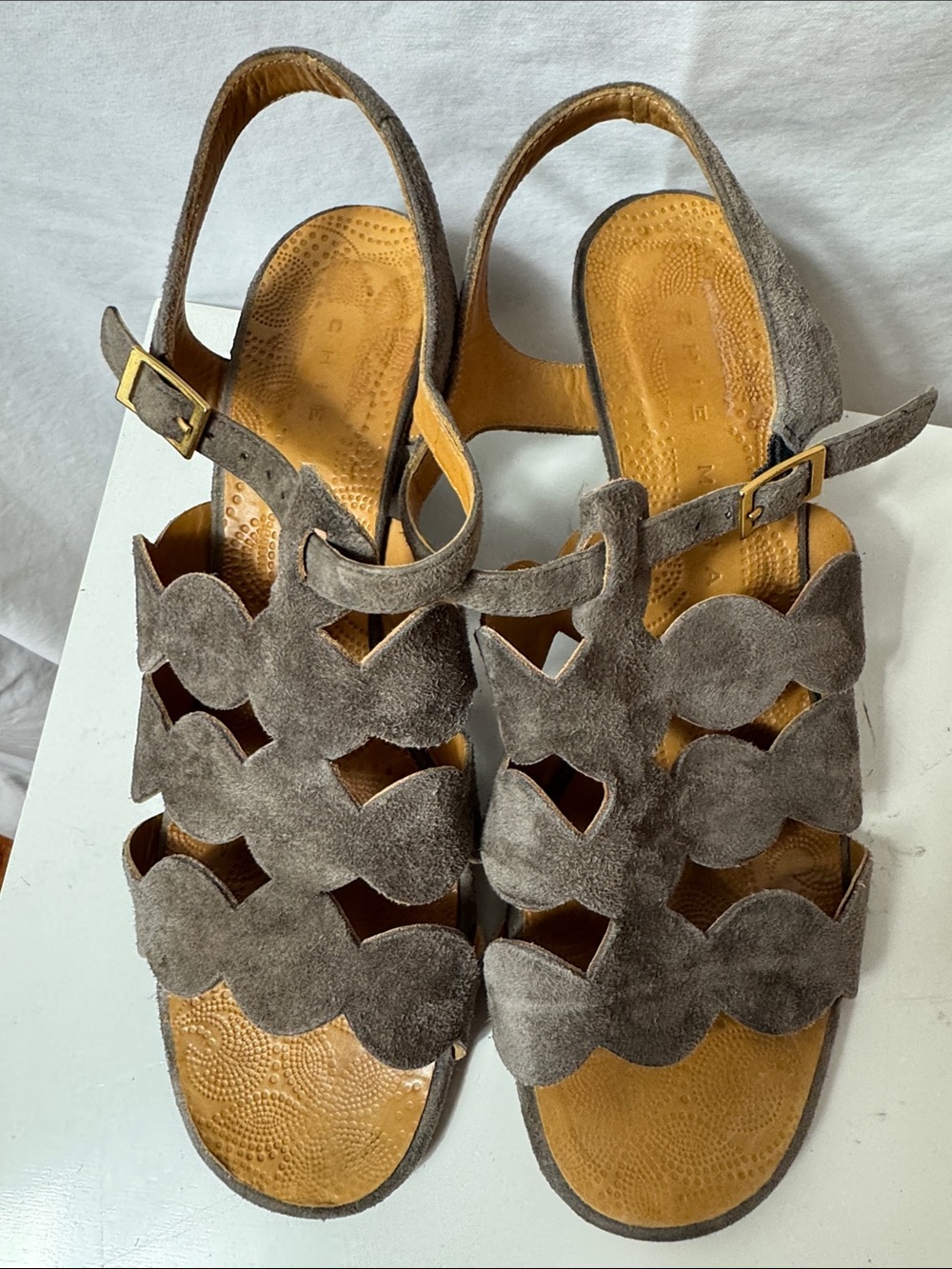 Chie Mihara Gray Scalloped Suede Slingback Sandals